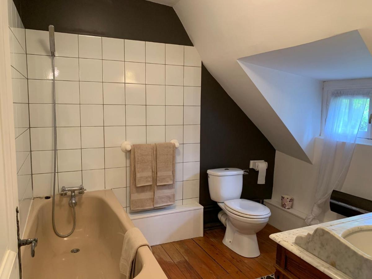 Parc De Lesseps Bed & Breakfast Meunet-Planches ภายนอก รูปภาพ