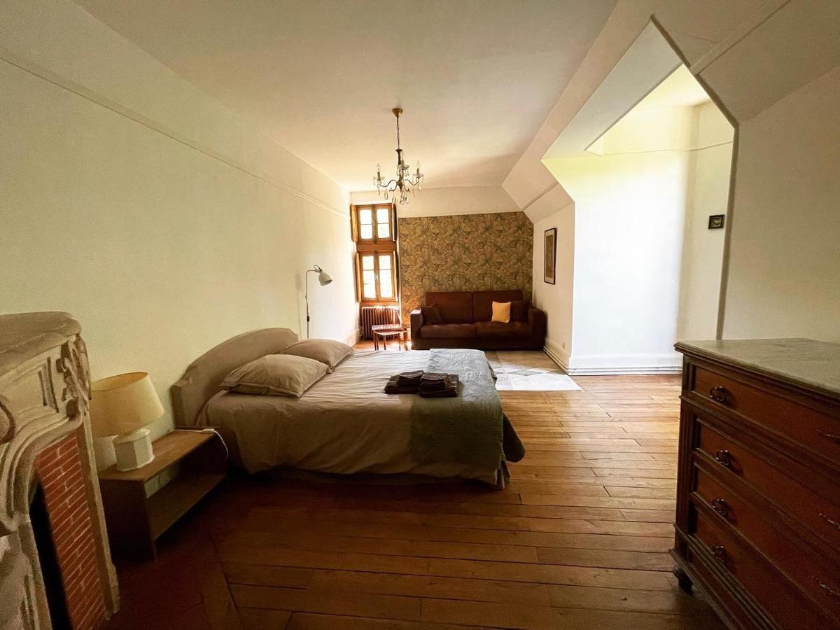 Parc De Lesseps Bed & Breakfast Meunet-Planches ภายนอก รูปภาพ