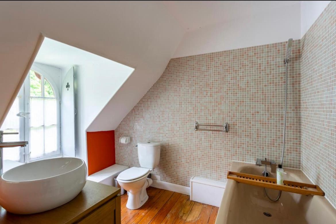 Parc De Lesseps Bed & Breakfast Meunet-Planches ภายนอก รูปภาพ